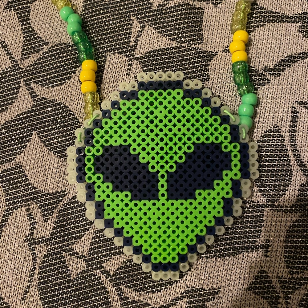 I don’t like humans, alien perler kandi necklace